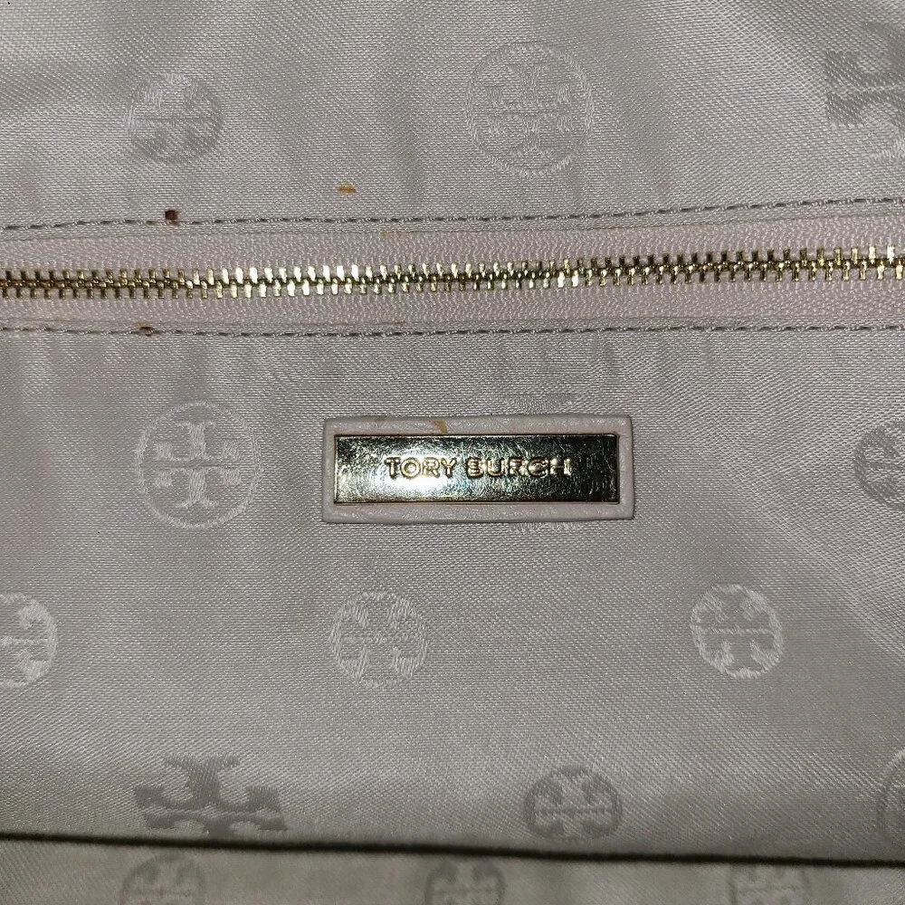 TORY BURCH Ivy Slouchy Shoulder Bag - Picture 7 of 10